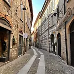 Апартаменты Domus Cortesella *