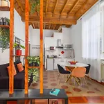 Apartament Domus Cortesella Como