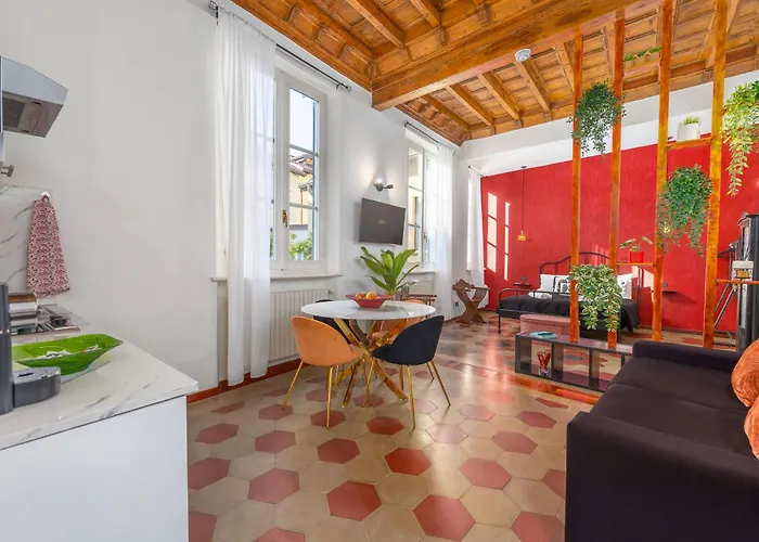 Apartment Domus Cortesella Como